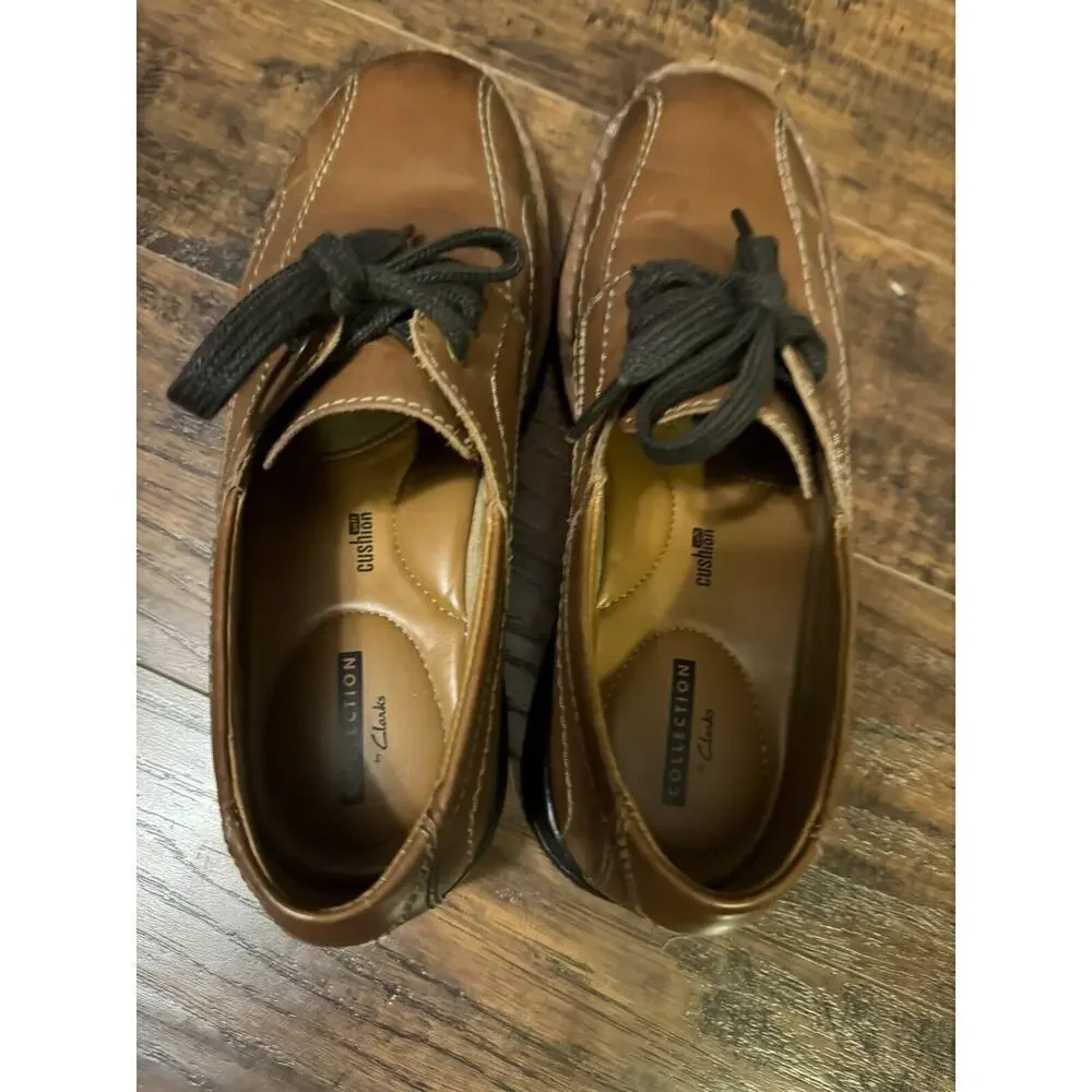 Clark's man's brown leather lace up Oxford shoe size US 8.5